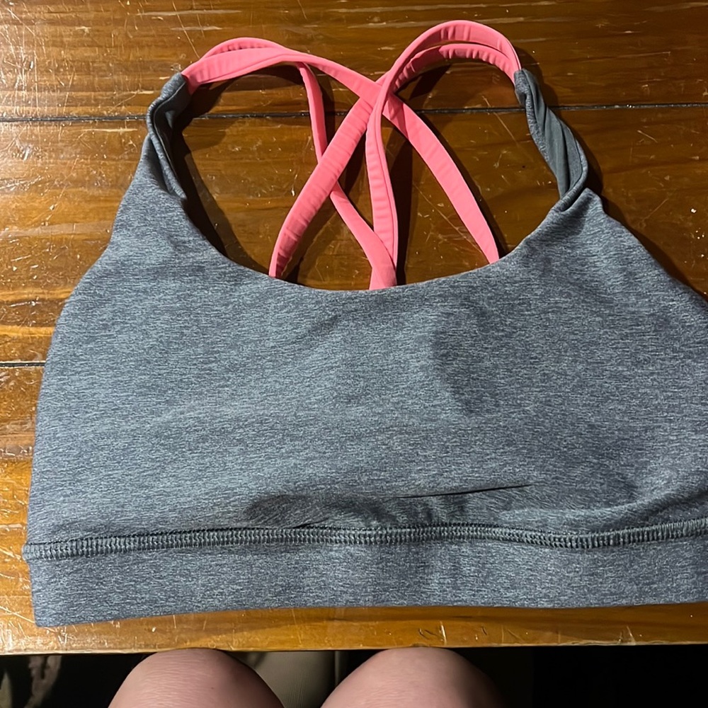 Lululemon sports bra